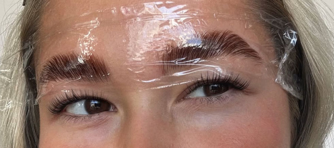 Brow Lamination for different Hair Types: Fine, Coarse, and Curly